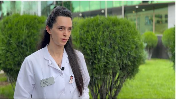 საგანგაშო ინფორმაცია პროცედურაზე, რომელსაც ქალები ხშირად მიმართავენ – “სიმსივნურ პროცესებს უწყობს ხელს, ზოგჯერ ახასიათებს თმის გაძლიერებული ცვენა, ალერგია, თვალების გაღიზიანება, ღებინება”