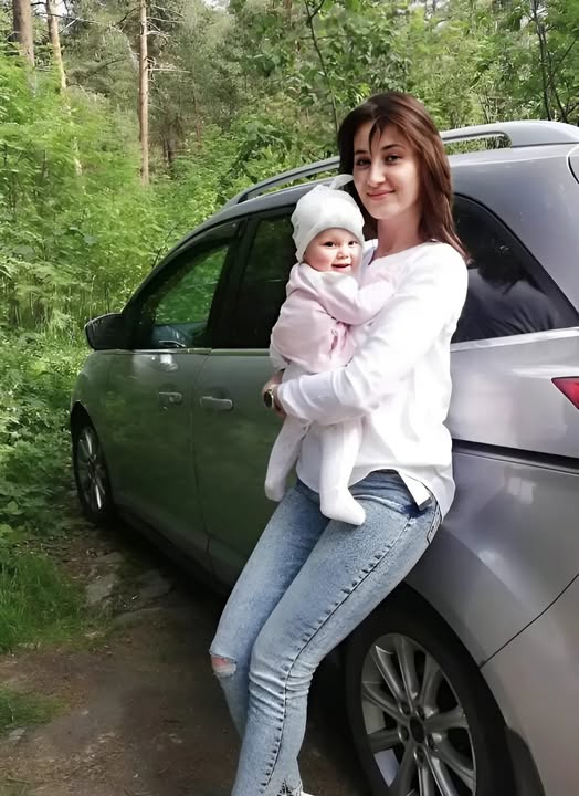 დედამთილმა დაჟინებით მოითხოვა დნმ-ის ტესტირება, რადგან ჩვენი შვილი ქერა თმით დაიბადა