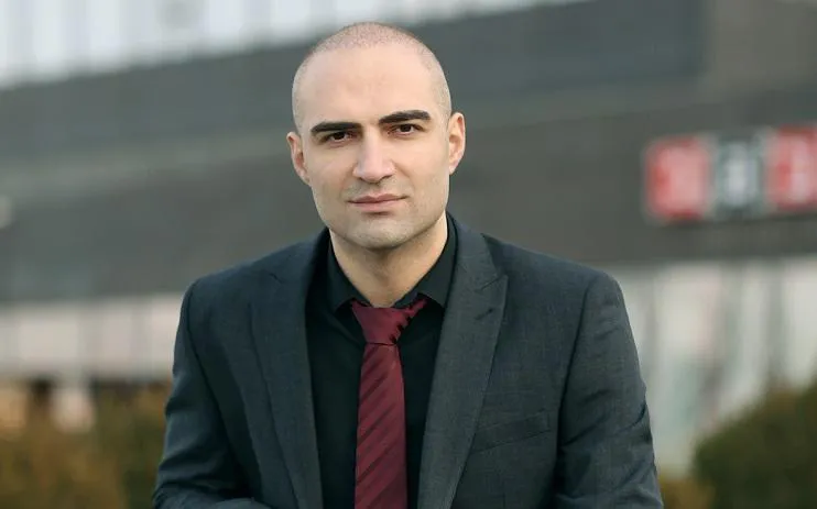 ადვოკატი ტარიელ კაკაბაძე, 12 წლის წინ ექსკურსიაზე დაკარგული ბიჭის საქმეზე: “რამდენიმე დღეა დავიწყე ამ საქმეზე მუშაობა და ყოველდღე ახალ – ახალ “სიურპრიზს” ვაწყდები”