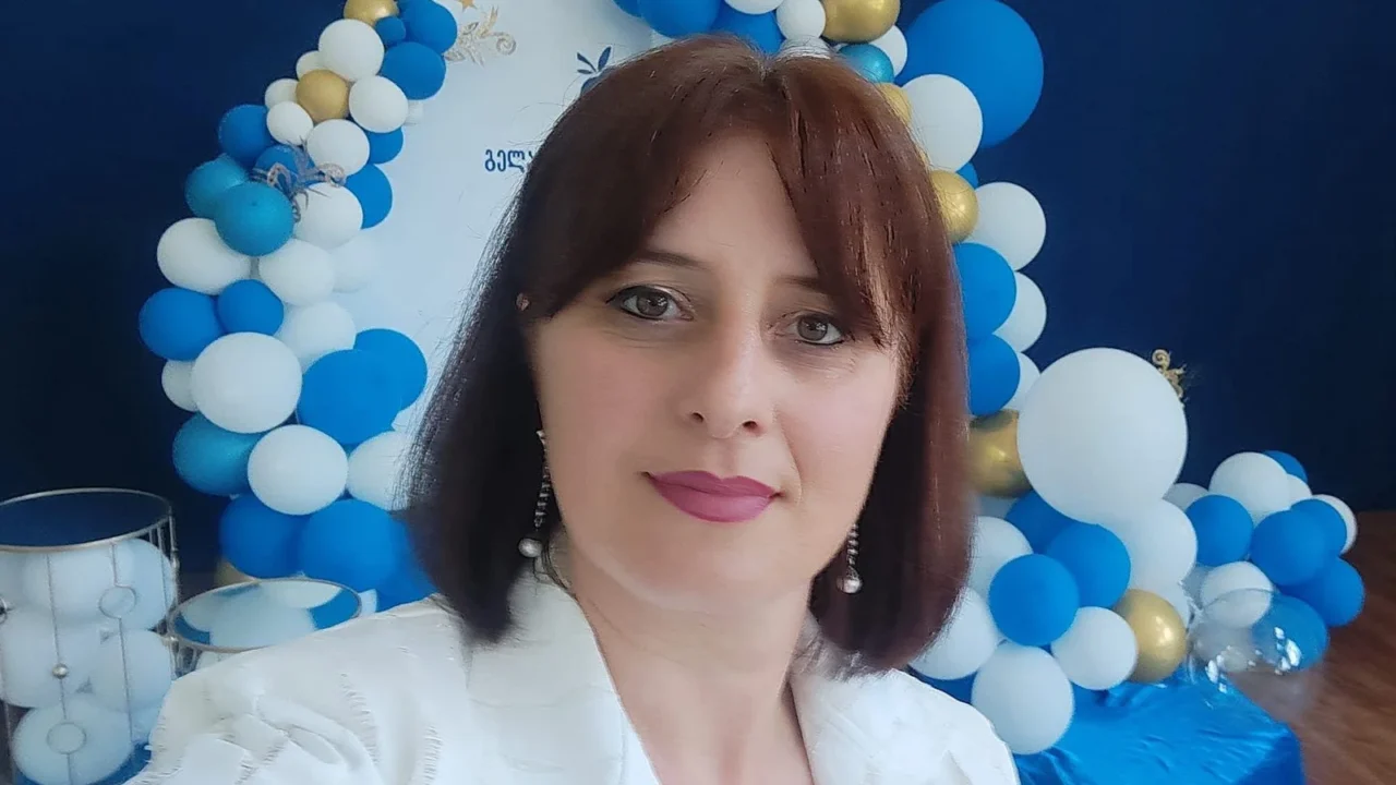 სკოლის კედლებმაც იგრძნეს უზარმაზარი ტკივილი – იმერეთში გარდაცვლილ პედაგოგს ემშვიდობებიან